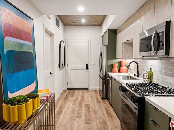 800 N Front Street , Unit 1541, Burbank, CA 91502