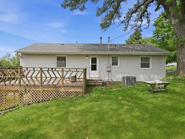 513 GLASS Street, OAKLAND, IA 51560