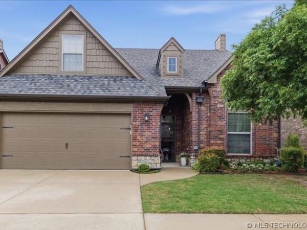 8235 S 112th East Avenue, Tulsa, OK 74133