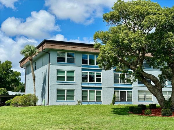 333 LAKE HOWARD DRIVE NW, Unit 304B, WINTER HAVEN, FL 33880
