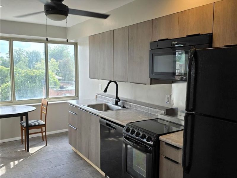 12520 Edgewater Drive, Unit 510, Lakewood, OH 44107 Photo 2