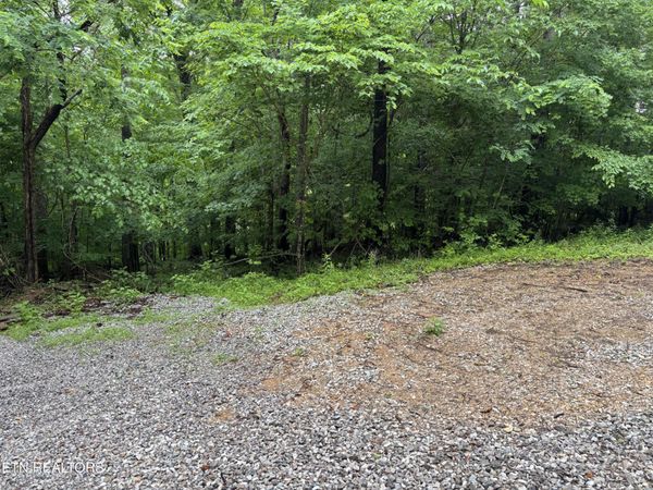 Lakemont Lane, Caryville, TN 37714