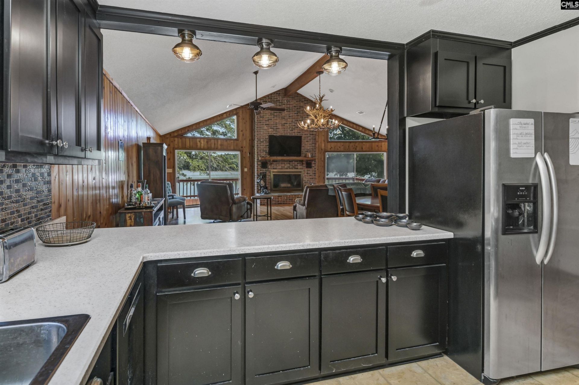 214 Trinity Drive  Photo 12