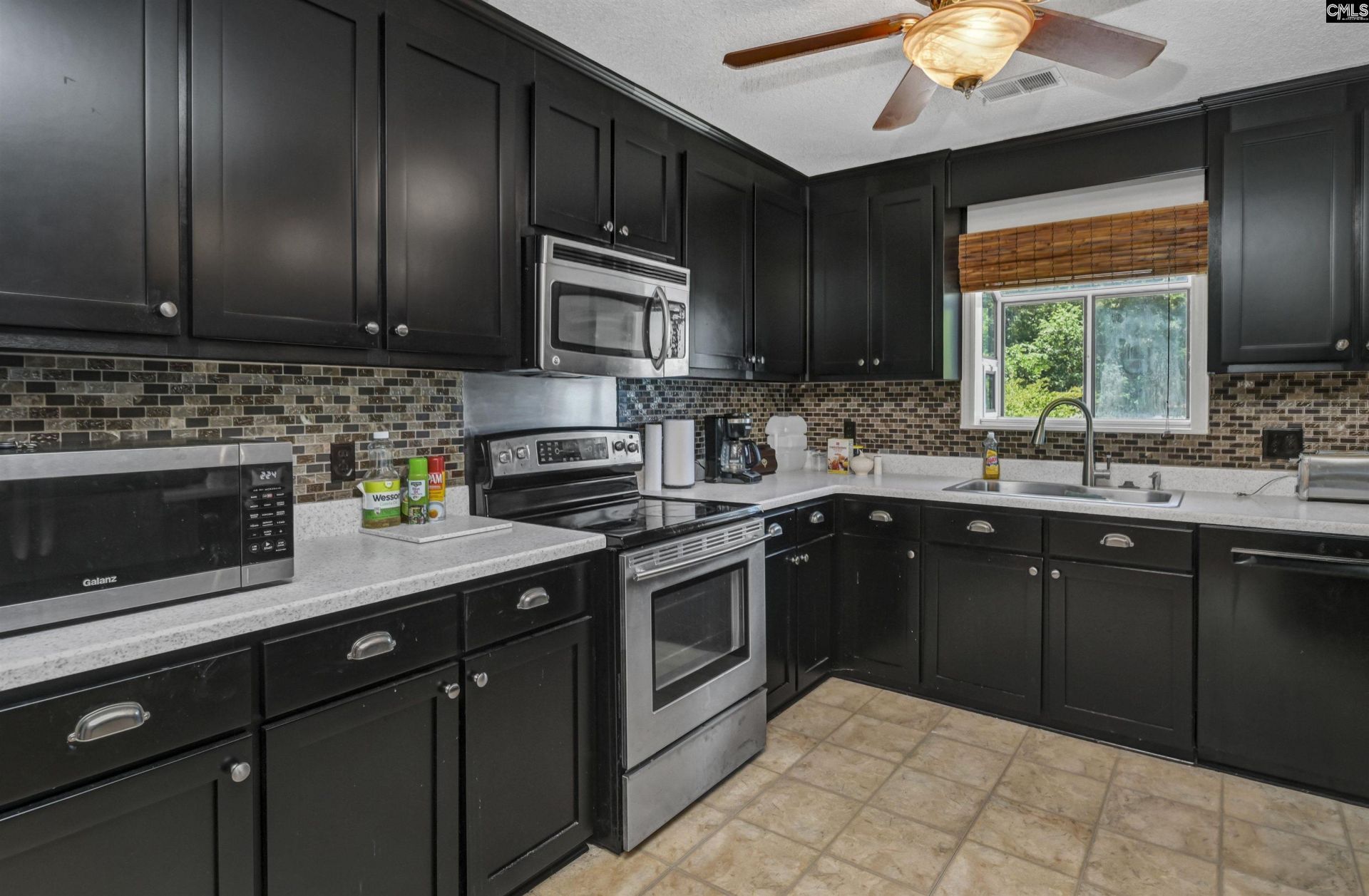 214 Trinity Drive  Photo 15
