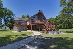 214 Trinity Drive  photo 4