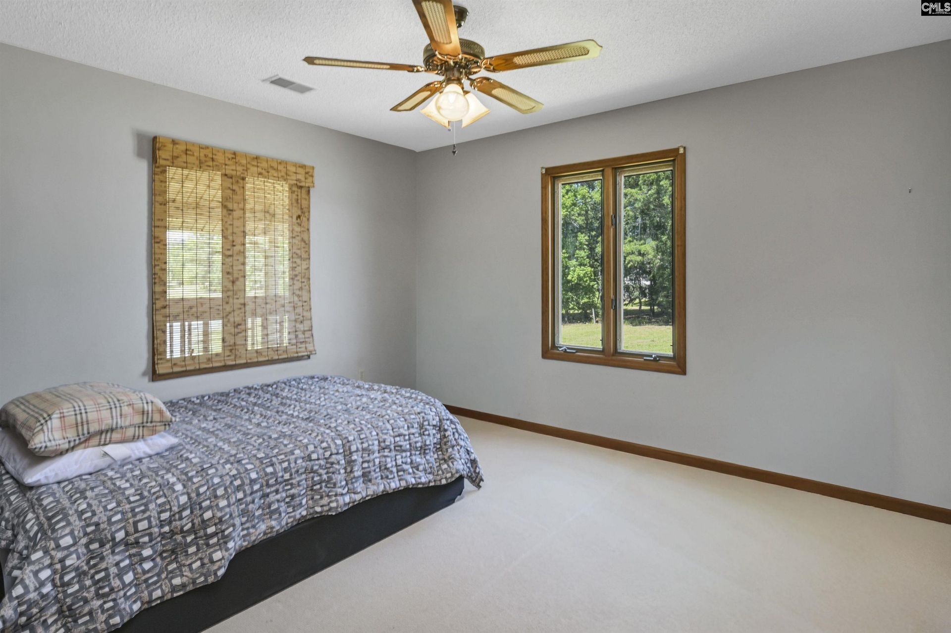 214 Trinity Drive  Photo 32