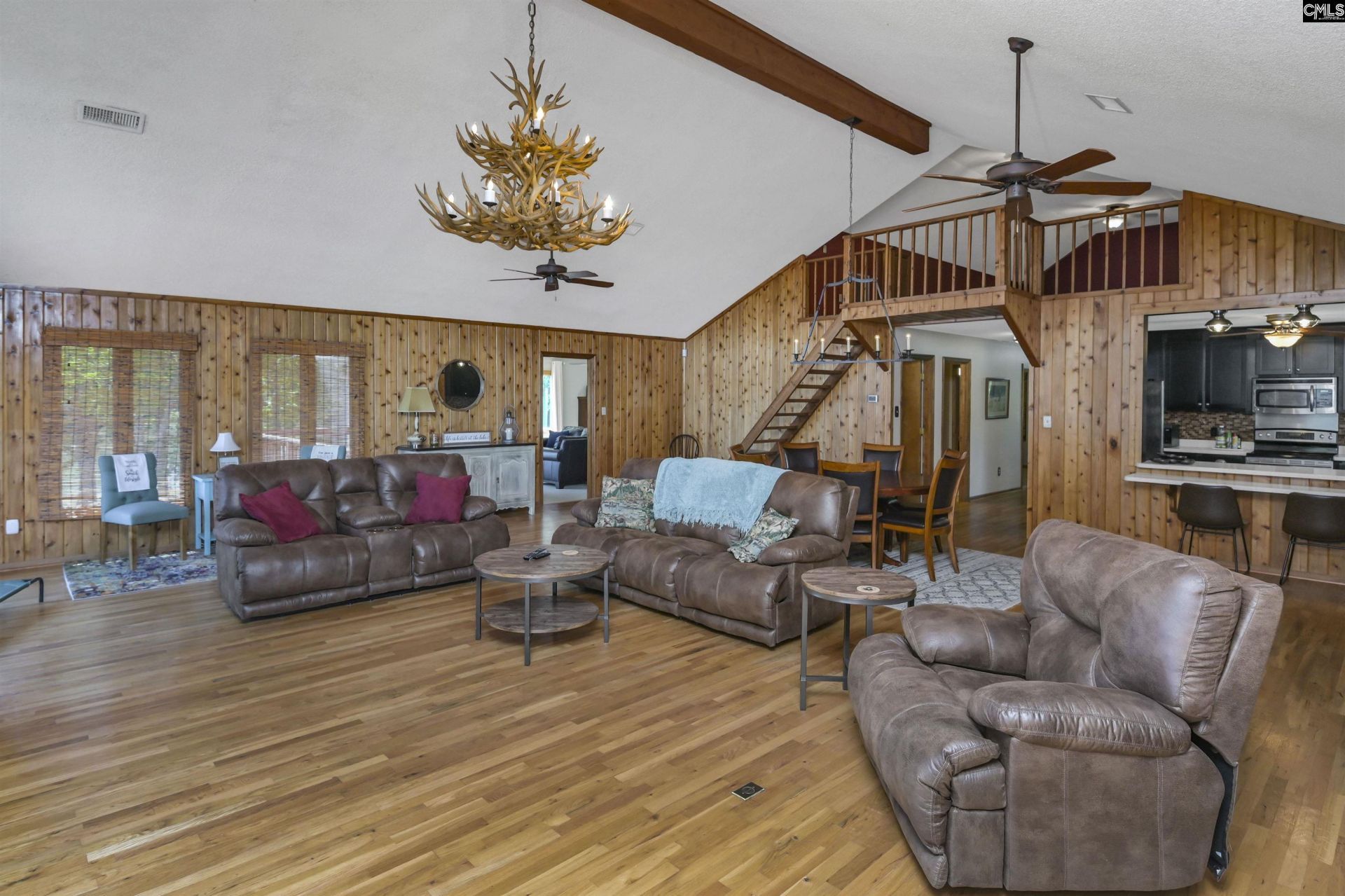 214 Trinity Drive  Photo 8