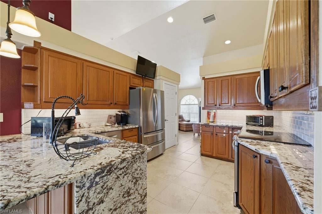 640 Clancy St E, Lehigh Acres, FL 33974 Photo