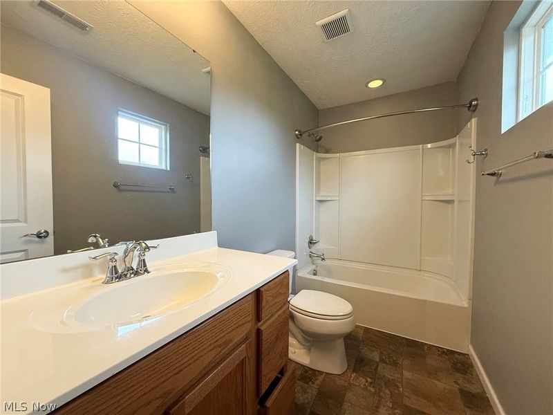 2250 Dorchester Drive, Kent, OH 44240 Photo 25