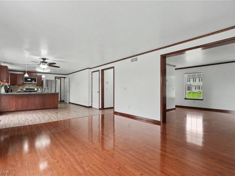 95 Cheyenne Drive , Girard, OH 44420 Photo 10