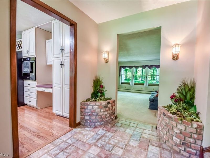 9412 Beaver Creek Drive, Mentor, OH 44060 Photo 7