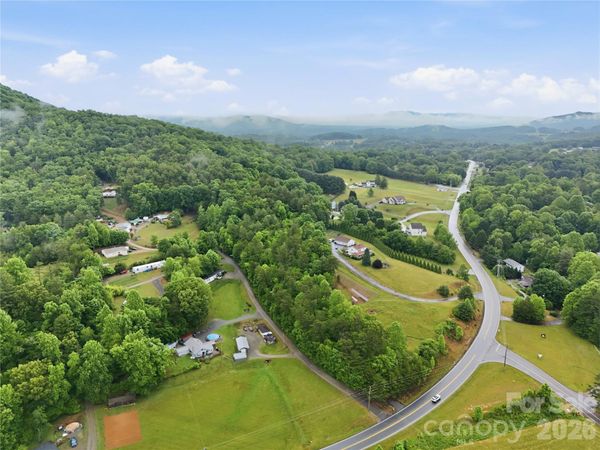 99999 Pisgah Highway , Candler, NC 28715