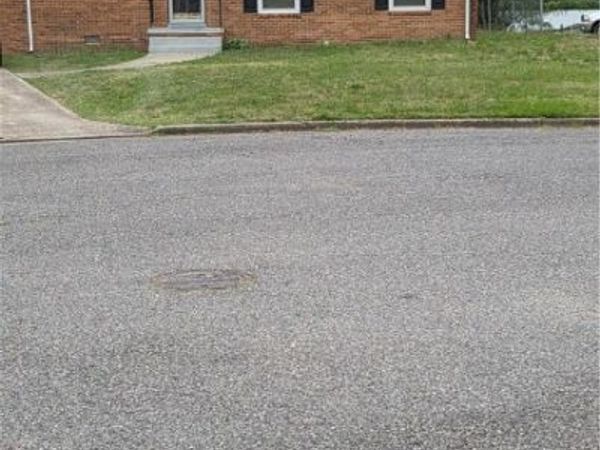 309 Gawain Court , Richmond, VA 23223