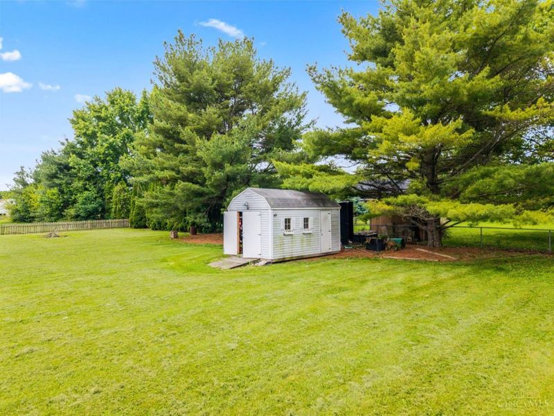 6205 Otter Creek Drive, Madison Twp, OH 45042 Photo 13