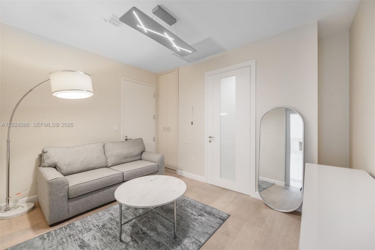 17475 Collins Ave , Unit 1703, Sunny Isles Beach, FL 33160 Photo