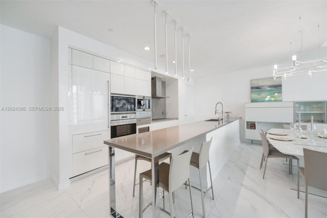 17475 Collins Ave , Unit 1703, Sunny Isles Beach, FL 33160 Photo