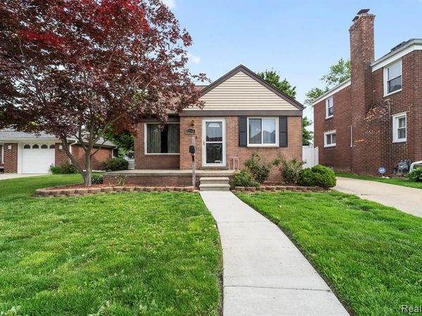 12754 Catalpa Street, Southgate, MI 48195