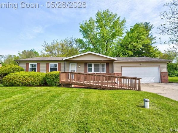 4064 Sheraton Drive, Flint Twp, MI 48532