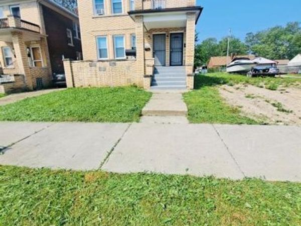 4215 DICKERSON Street , Detroit, MI 48215
