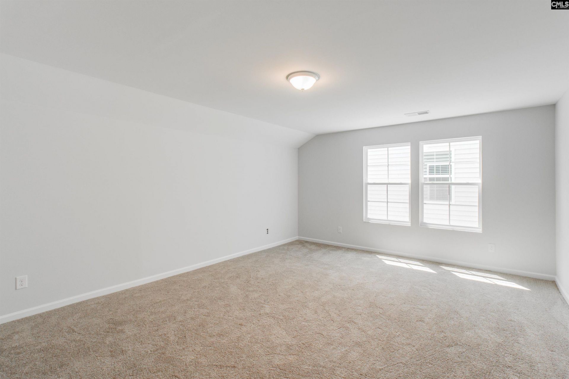 1079 Nazareth Road Photo 21