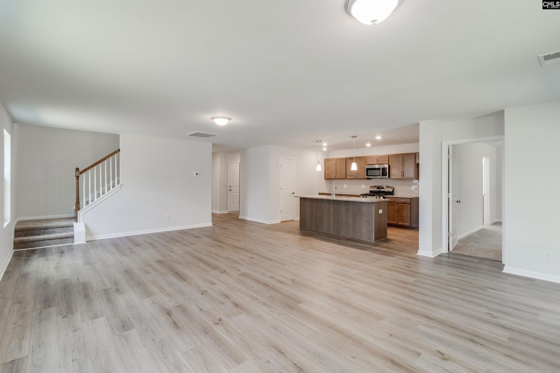 1079 Nazareth Road Photo 8