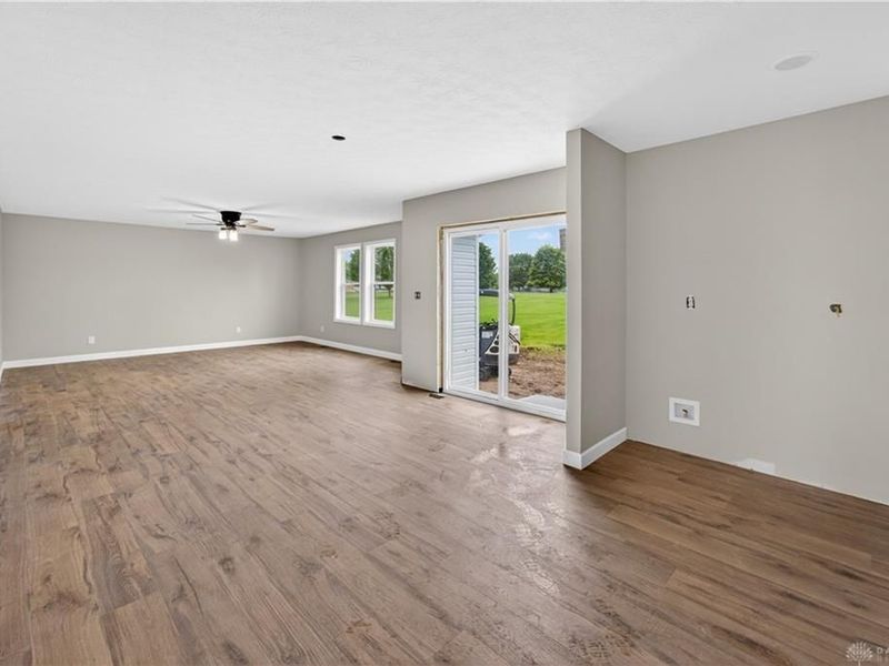 603 Hastings Drive, Lynchburg, OH 45142 Photo 4