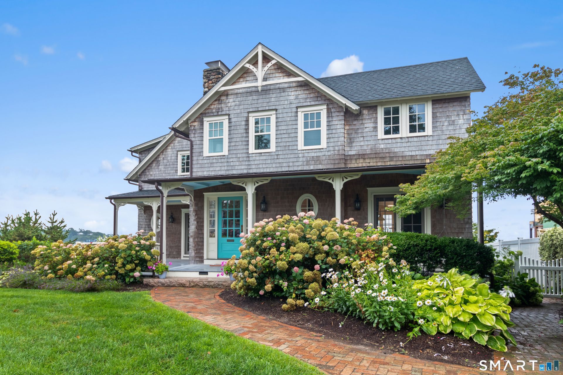 27 Prospect Hill, Branford, CT 06405 Main Photo