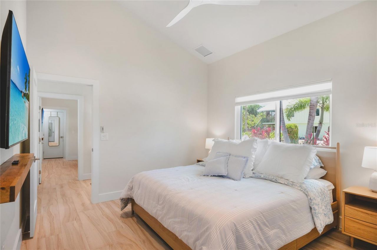 242 Gladiolus Street, Anna Maria, FL 34216 Photo