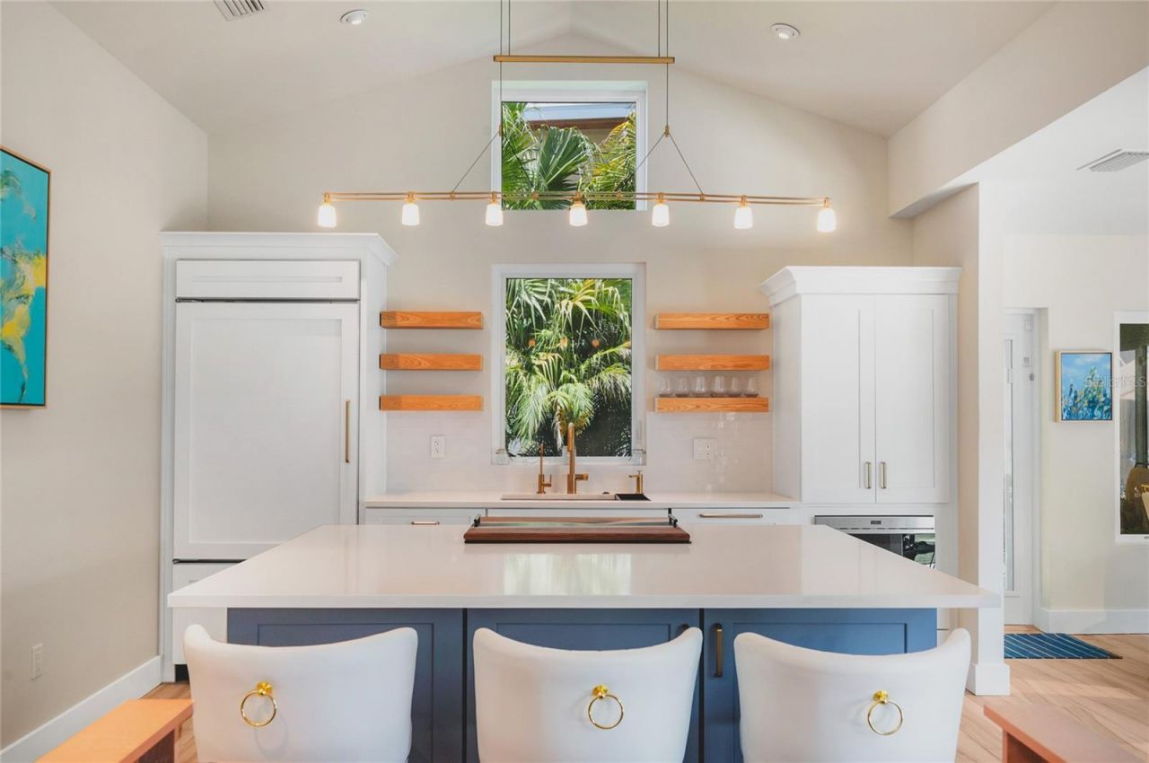 242 Gladiolus Street, Anna Maria, FL 34216 Photo