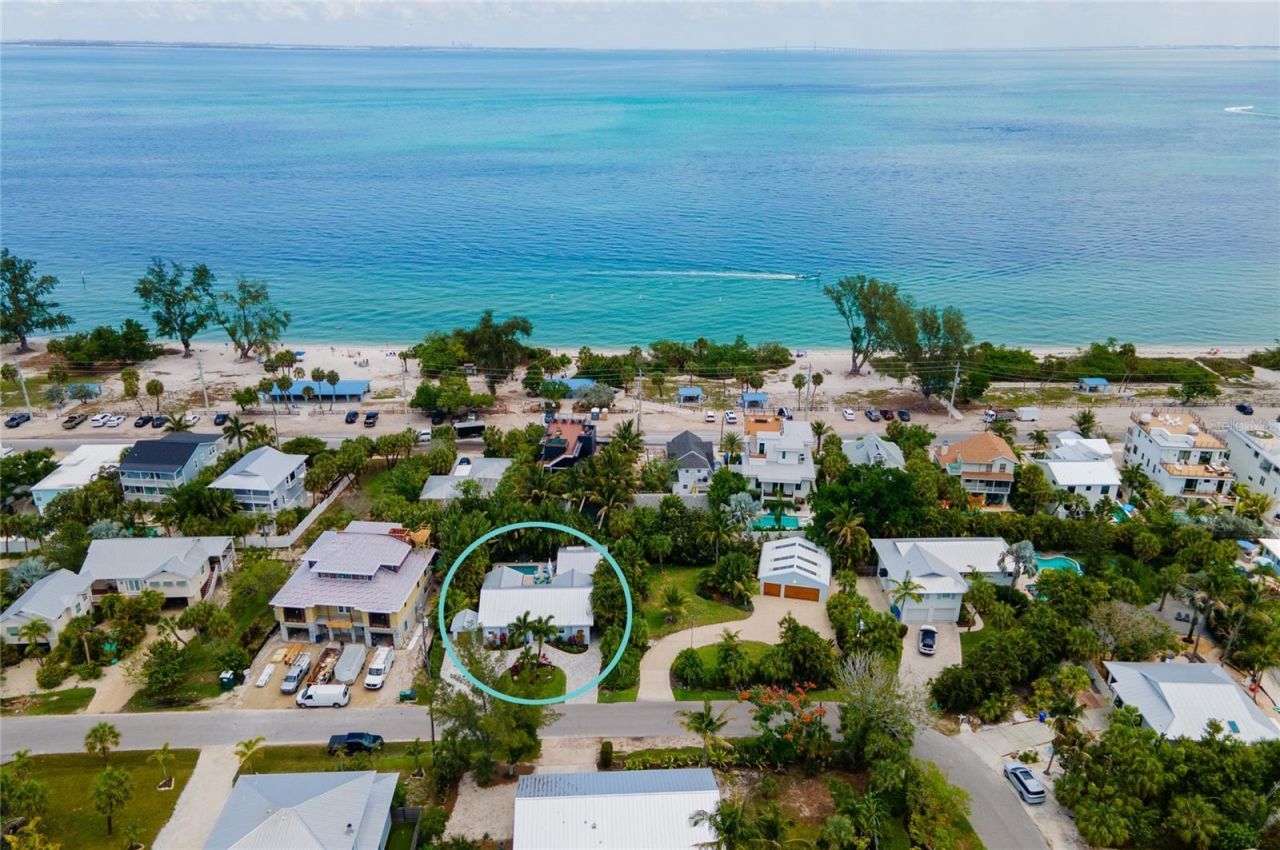 242 Gladiolus Street, Anna Maria, FL 34216 Photo