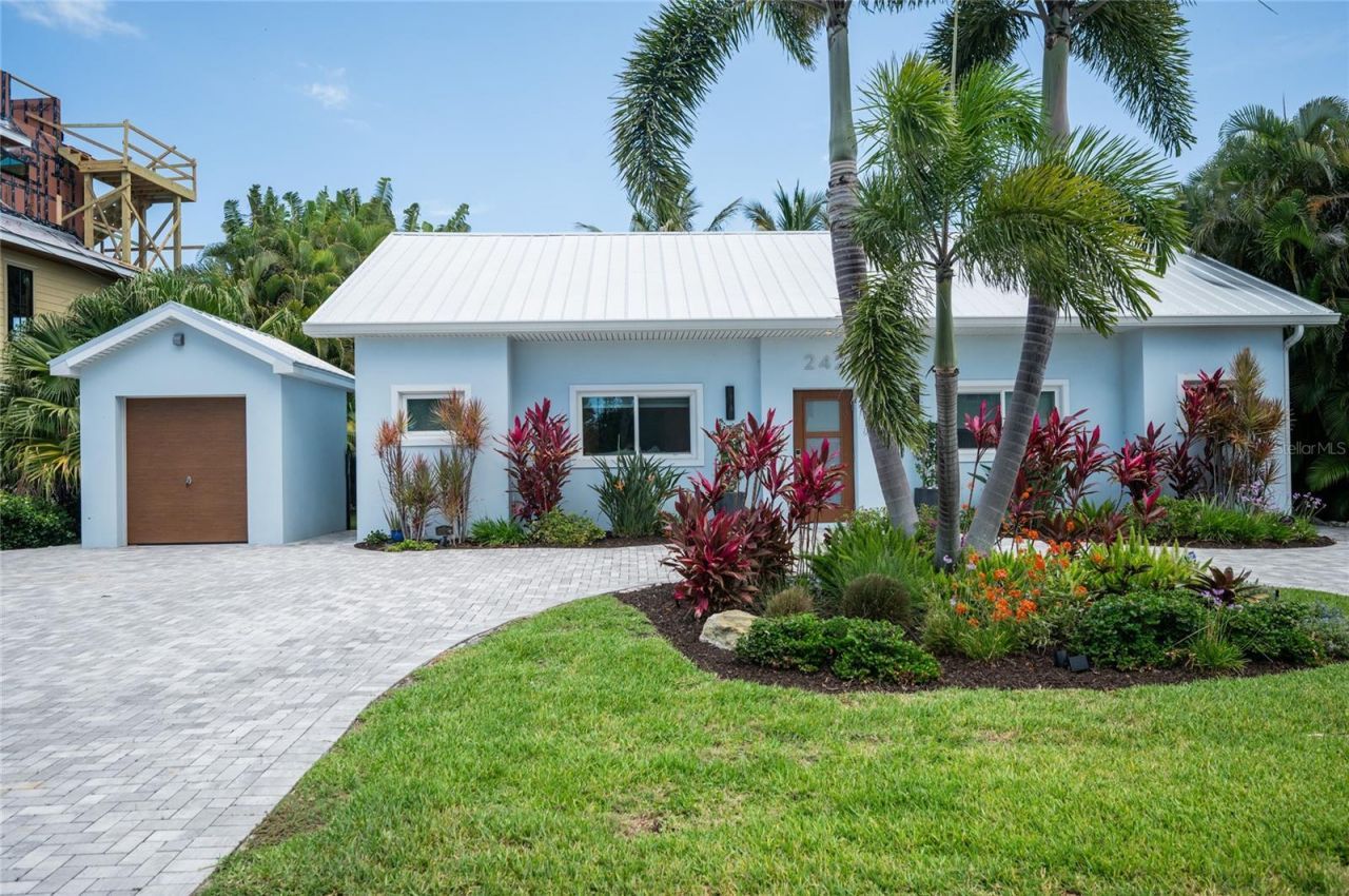 242 Gladiolus Street, Anna Maria, FL 34216 Photo