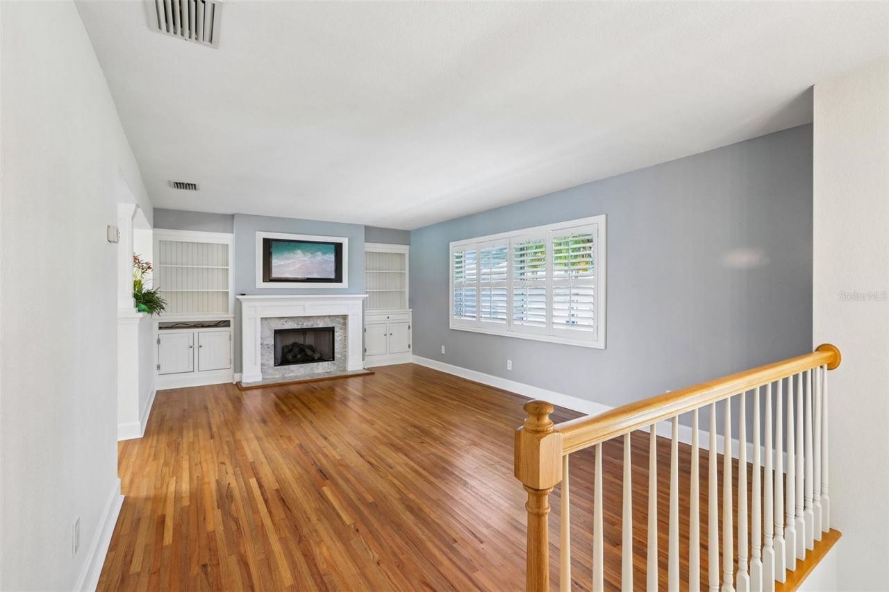 6827 Tequesta Drive, Seminole, FL 33777 Photo