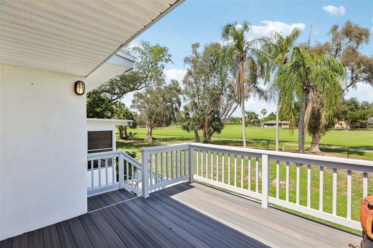 6827 Tequesta Drive, Seminole, FL 33777 Photo