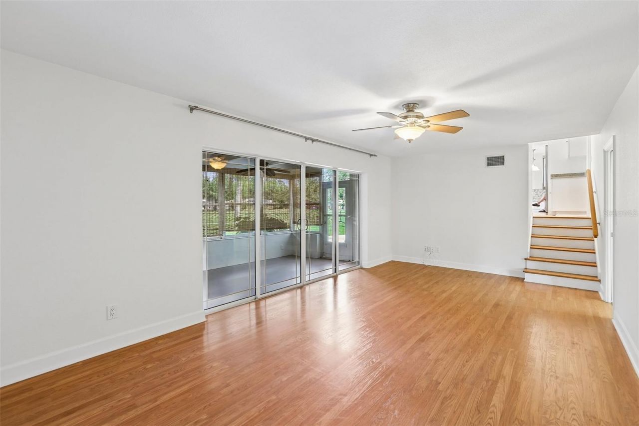 6827 Tequesta Drive, Seminole, FL 33777 Photo
