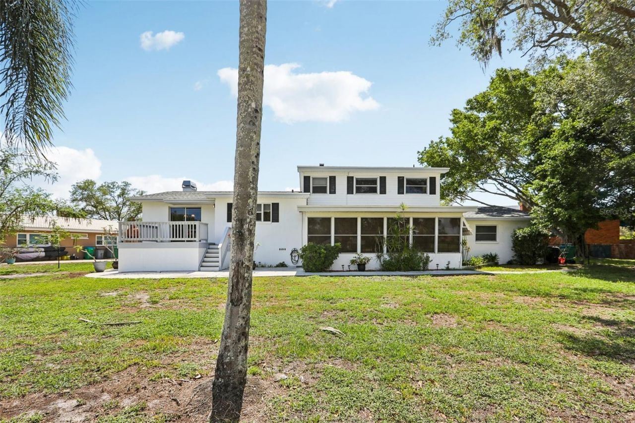 6827 Tequesta Drive, Seminole, FL 33777 Photo