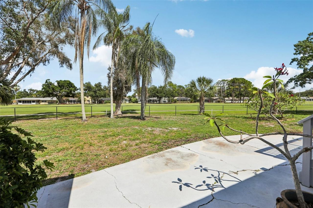 6827 Tequesta Drive, Seminole, FL 33777 Photo