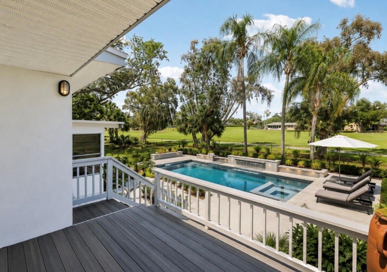 6827 Tequesta Drive, Seminole, FL 33777 Photo