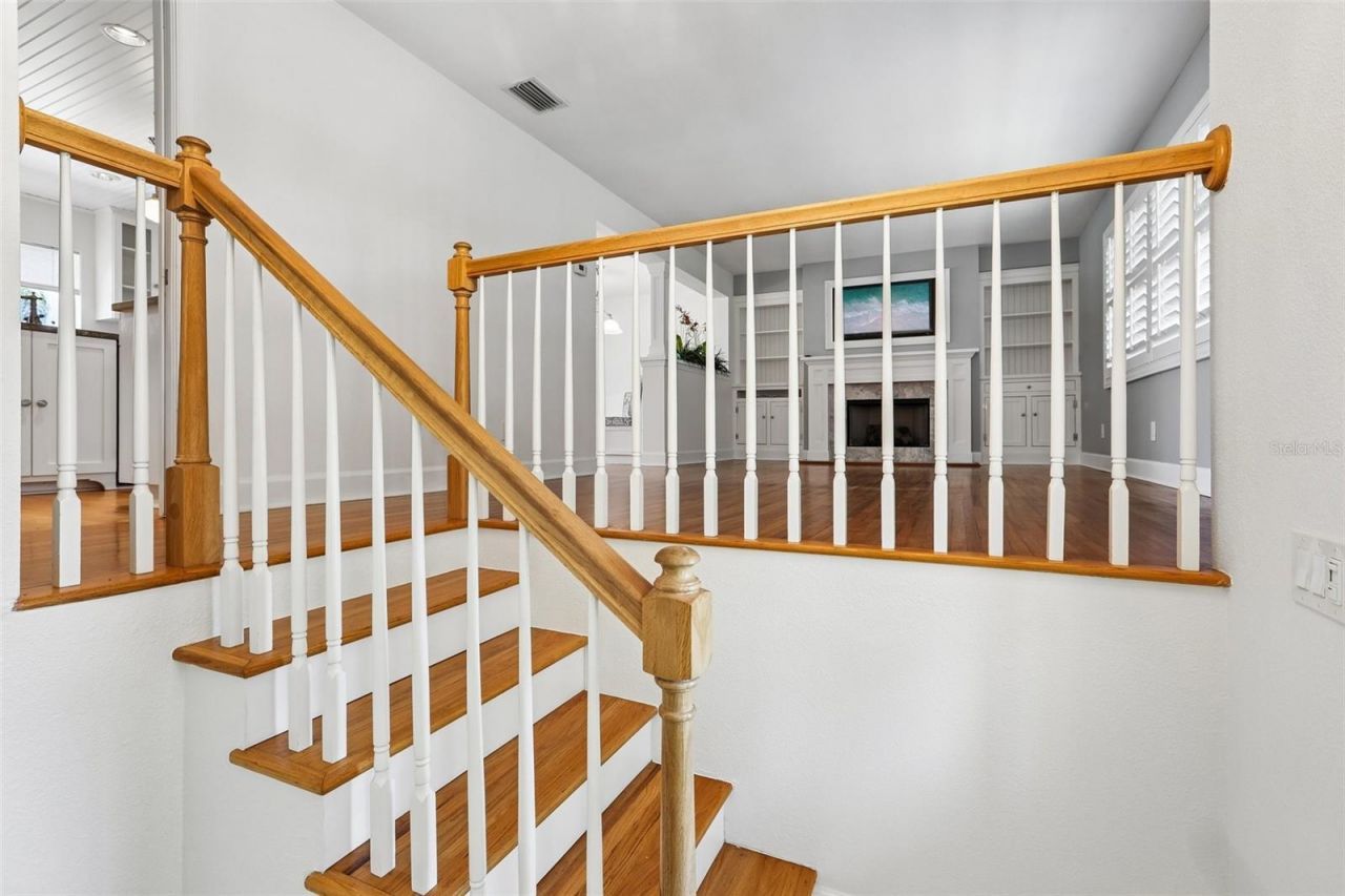 6827 Tequesta Drive, Seminole, FL 33777 Photo