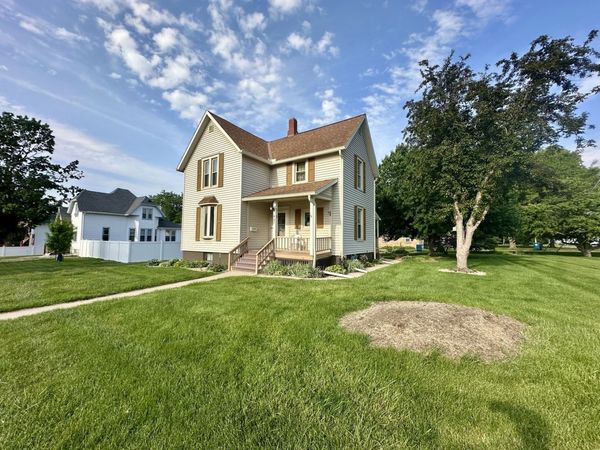 407 N Chestnut Street , Princeton, IL 61356