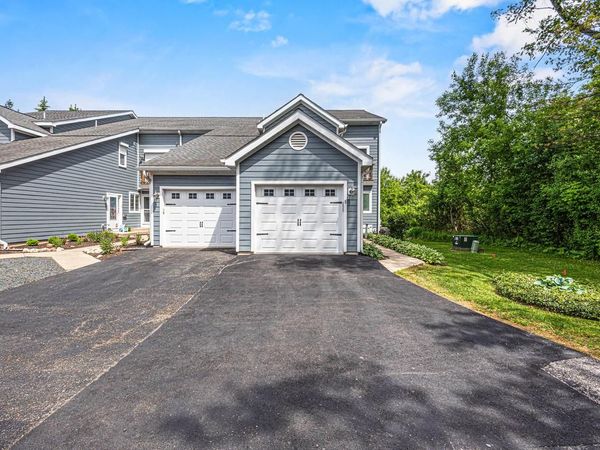 355 Havenwood DRIVE, Unit 8, Lake Geneva, WI 53147