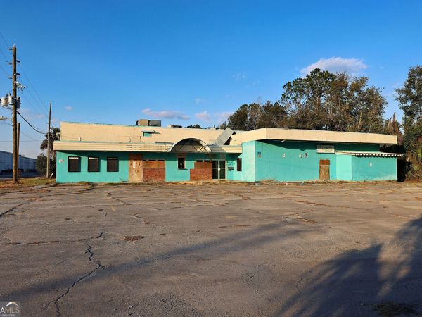 118 Park Street E, Perry, FL 32348