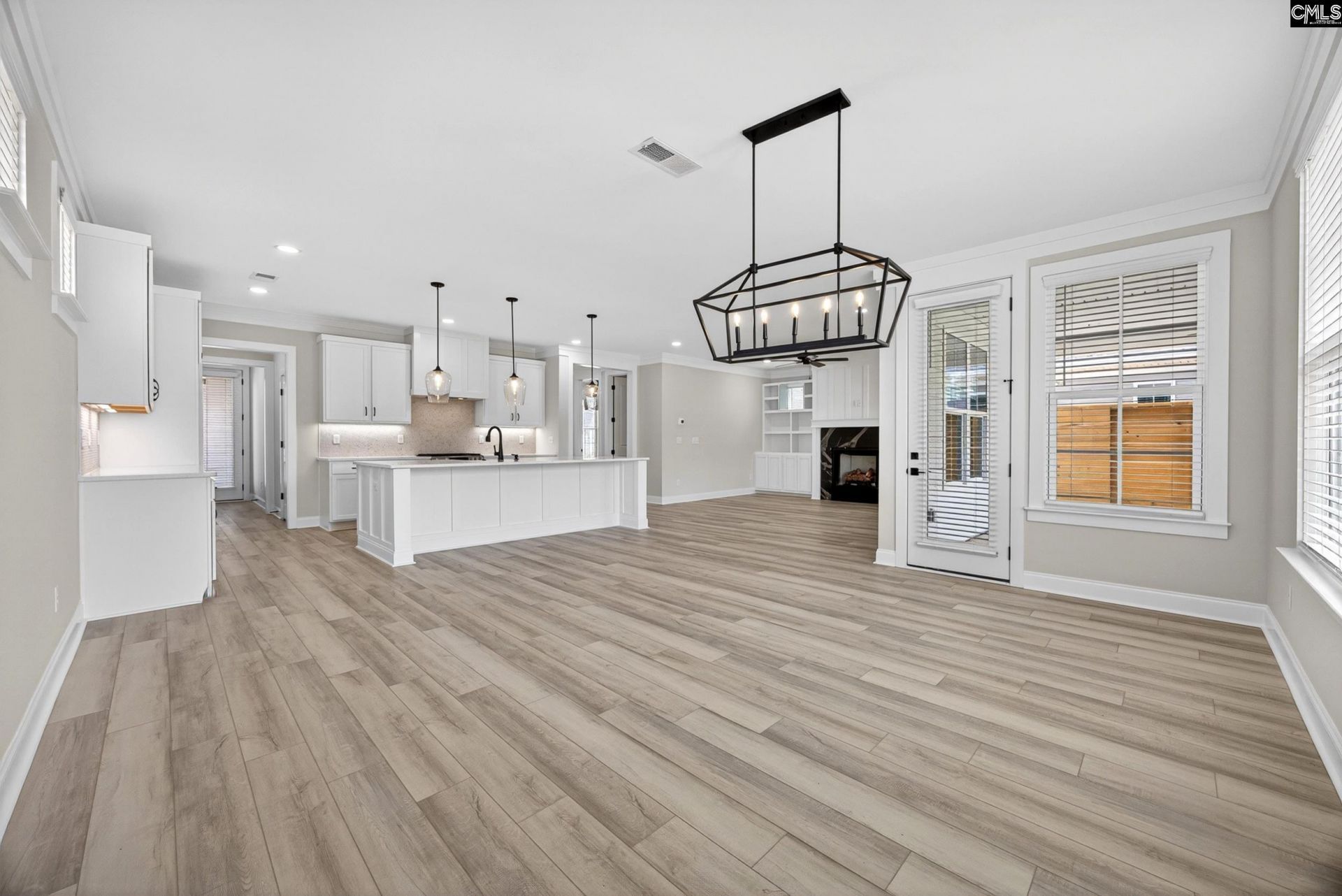 2023 Shallow Bluff Court Photo 10