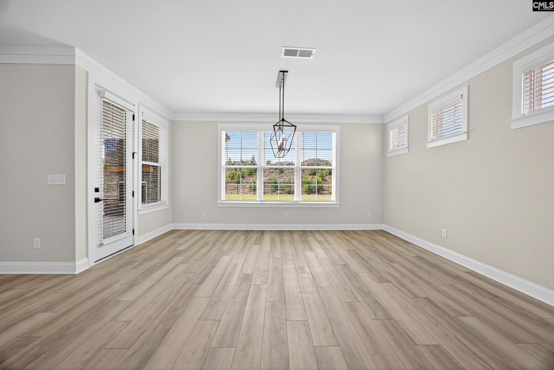 2023 Shallow Bluff Court Photo 11