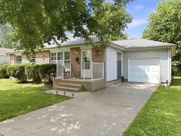 1927 S Pickwick Avenue , Springfield, MO 65804