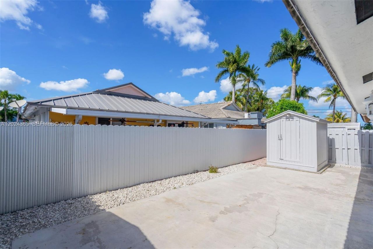 9703 NW 127th St , Hialeah Gardens, FL 33018 Photo