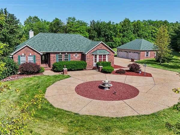 103 Talon Court, Wentzville, MO 63385