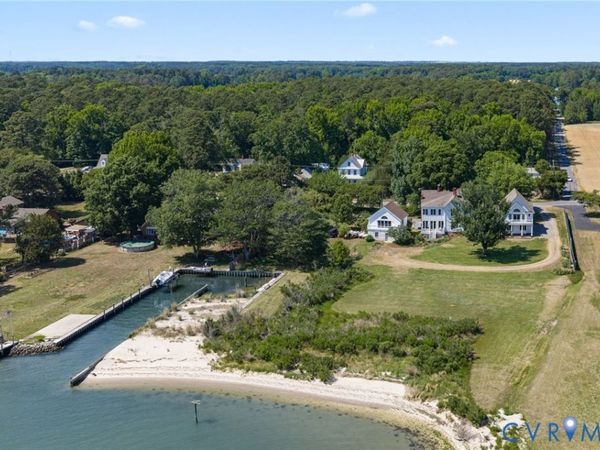 2414 Windmill Point Road, White Stone, VA 22578