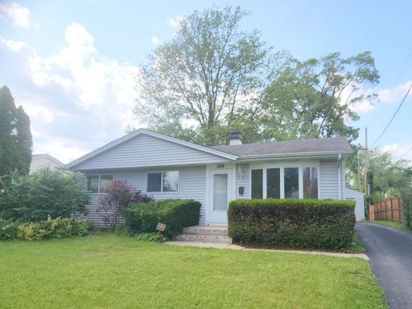 208 ALBERT Terrace, Wheeling, IL 60090