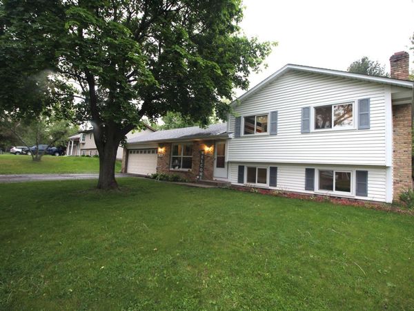 7855 68th Street Court S, Cottage Grove, MN 55016