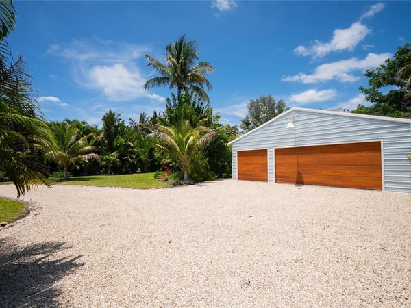 240 GLADIOLUS STREET , ANNA MARIA, FL 34216